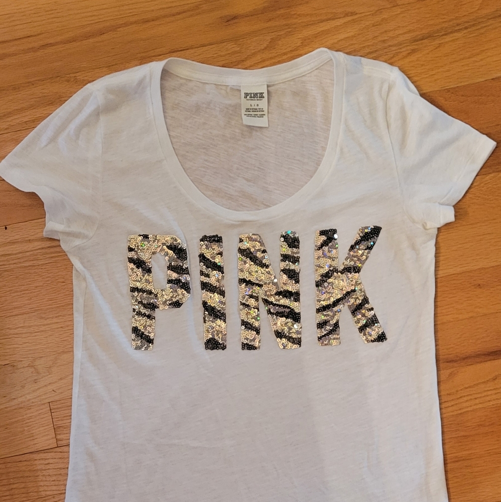 VS PINK Sequin Leopard Bling SS Tee